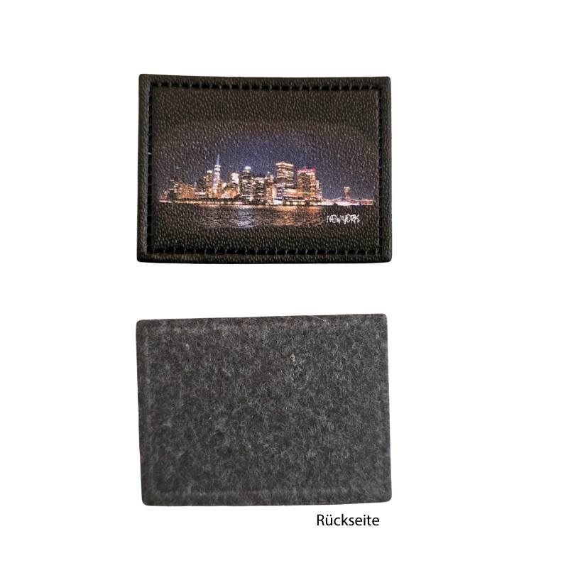 Kreativartikel.ch Kunstleder Label 4 x 3 cm New York 629 3456 000 Rückseite