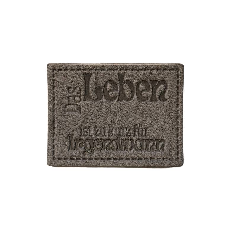 Kreativartikel.ch Kunstleder Label 4 x 3 cm Das Leben ist zu kurz für Irgendwann 629 3459 000