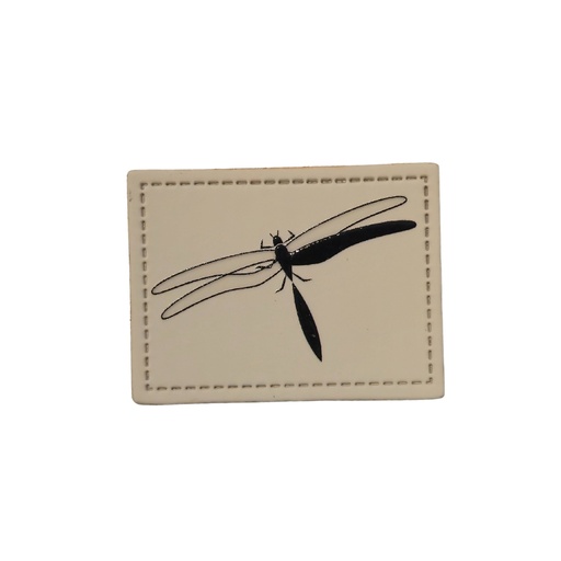 [629 3461 000] "Libelle" nachleuchtendes Kunstleder Label 4 x 3 cm